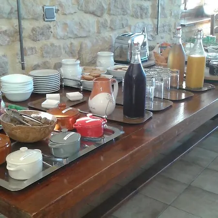 Le Mas De Rivet 3* Barjac (Gard)